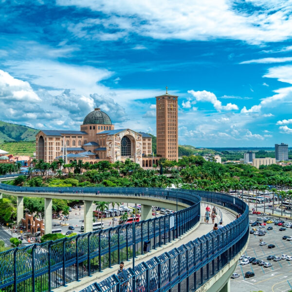 Vista panorâmica do Santuário de Nossa Senhora Aparecida