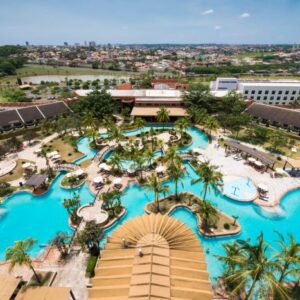 Águas Termais e Entretenimento no Blue Tree Park Lins com Tudo Incluso | Rodoviário