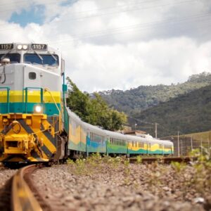 De Minas ao Espírito Santo: paisagens, cultura e emoção sobre trilhos | Aéreo