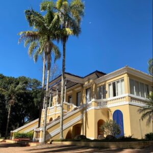 Especial de Páscoa: Fazenda, Hotel com Piscina e Descanso em Valinhos/SP