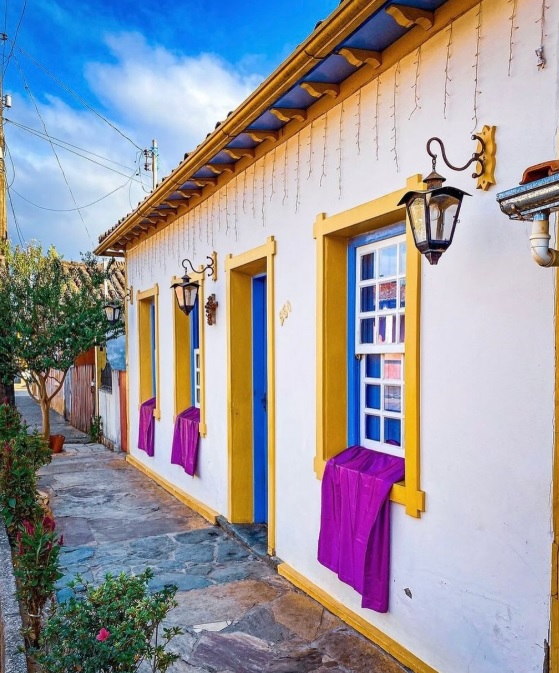 Encantos de Minas Gerais: Caraça, Ouro Preto, Tiradentes e mais | Aéreo